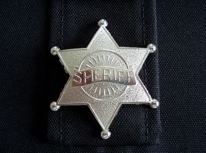 Sherriff Donates Controversial Printed T-shirts to Help Veterans